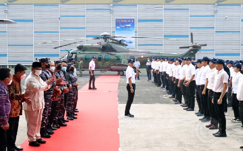 Serahkan Alutsista ke KSAL, Prabowo: Mari Jaga Investasi Rakyat