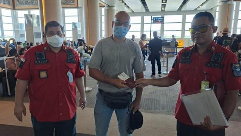 Bule Polandia Mantan Napi Kasus Skimming Dideportasi dari Bali