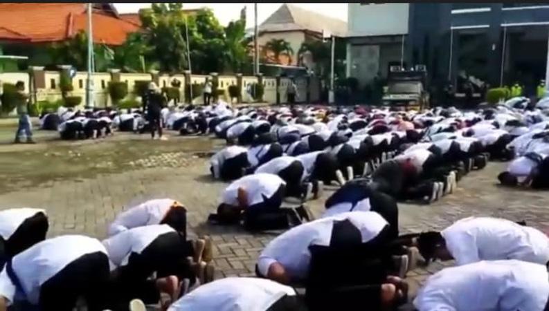 Ribuan Tenaga Kesehatan Honorer di Brebes Demo Tuntut Diangkat P3K