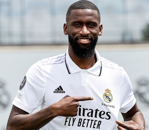 Antonio Rudiger Pindah ke Real Madrid karena Ancelotti: Dia Percaya Kemampuan Saya