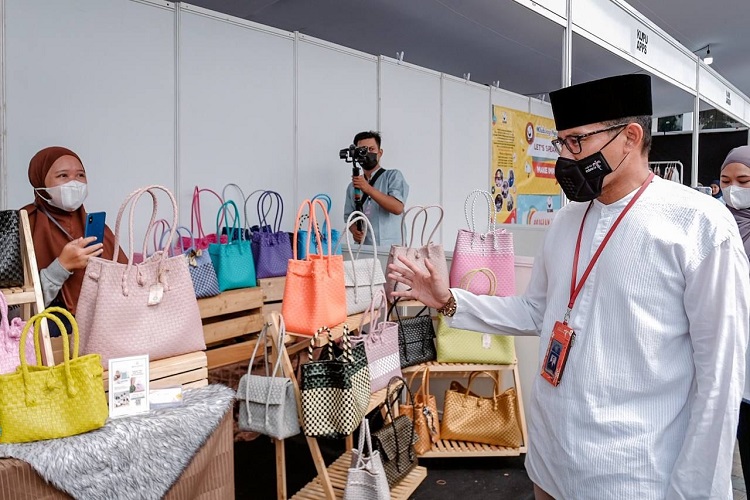 Sandiaga Uno Dorong Pelaku Parekraf Balikpapan Maksimalkan Peluang Pembangunan IKN