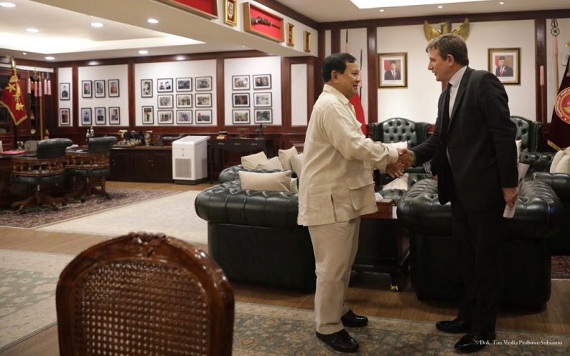 Prabowo Bertemu Delegasi Inggris, Buka Peluang Kerja Sama Industri Pertahanan dan Pendidikan