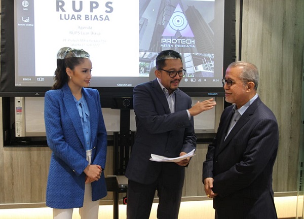 Wow, Cinta Laura Kiehl Ditunjuk Jadi Komisaris Maharaksa Biru Energi (OASA)  