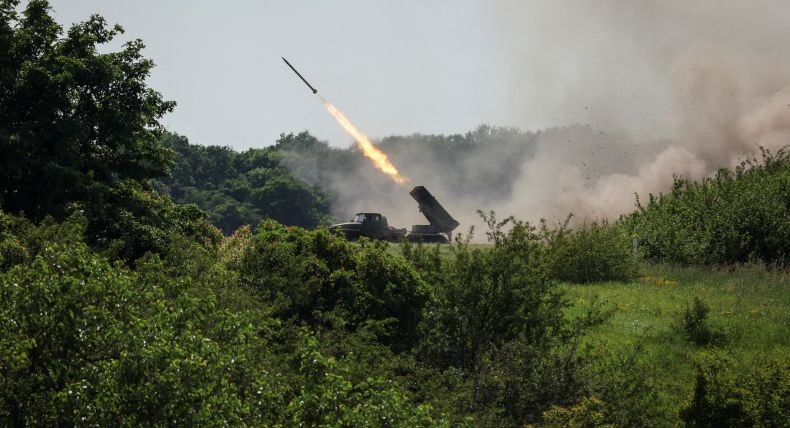  Senjata dari Barat untuk Tentara Ukraina Dijual ke Pasar Gelap, Kok Bisa? 