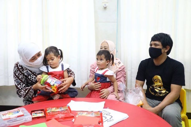 Operasi Inaya-Anaya Berjalan Lancar, Bayi Kembar Dempet Ini Akhirnya Pulang ke Lombok