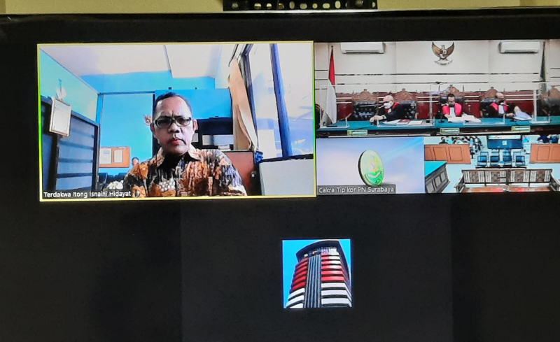 Sidang Eksepsi, Hakim Nonaktif Itong Isnaini Minta Dakwaan Jaksa Dibatalkan