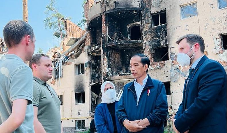  Presiden Jokowi Tinjau Langsung Dampak Perang Ukraina dan Rusia
