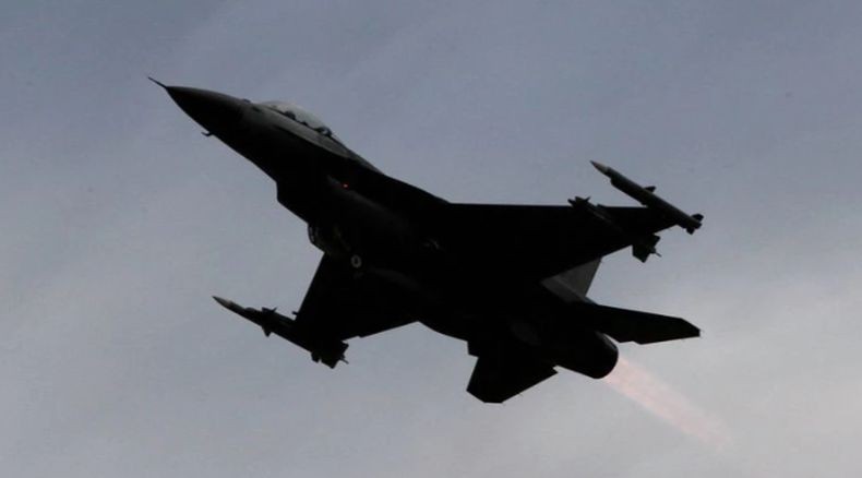 Jet Tempur F-16 Taiwan Jatuh di Laut
