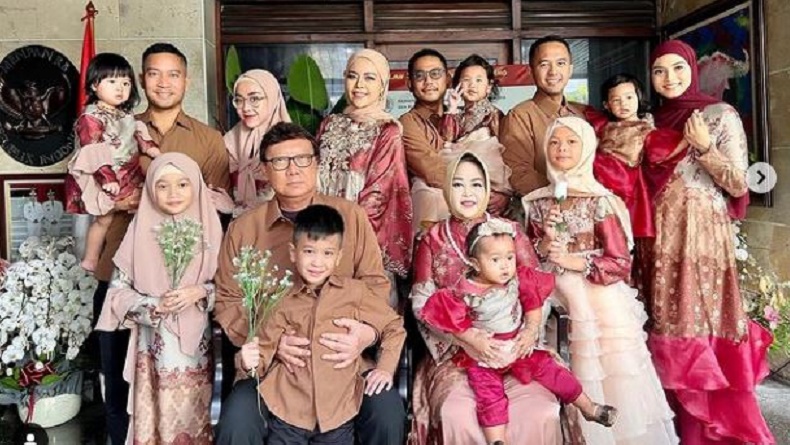 Ditinggal Sang Ayah untuk Selamanya, Ini Unggahan Haru Putri Sulung Tjahjo Kumolo