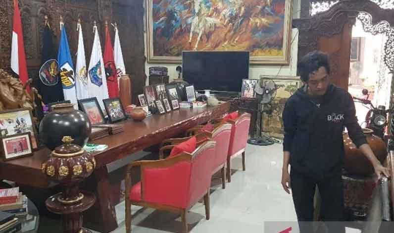 Tjahjo Kumolo Meninggal, Keponakan : Pulang ke Semarang Sebulan Lalu, Kondisi Masih Sehat