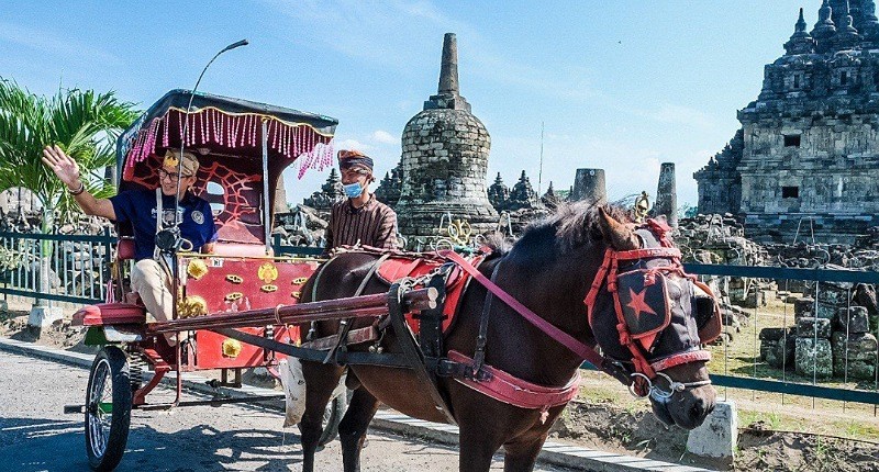 Masuk ke Ekosistem Borobudur, Sandiaga Uno Pacu Pola Perjalanan Wisata Candi Plaosan