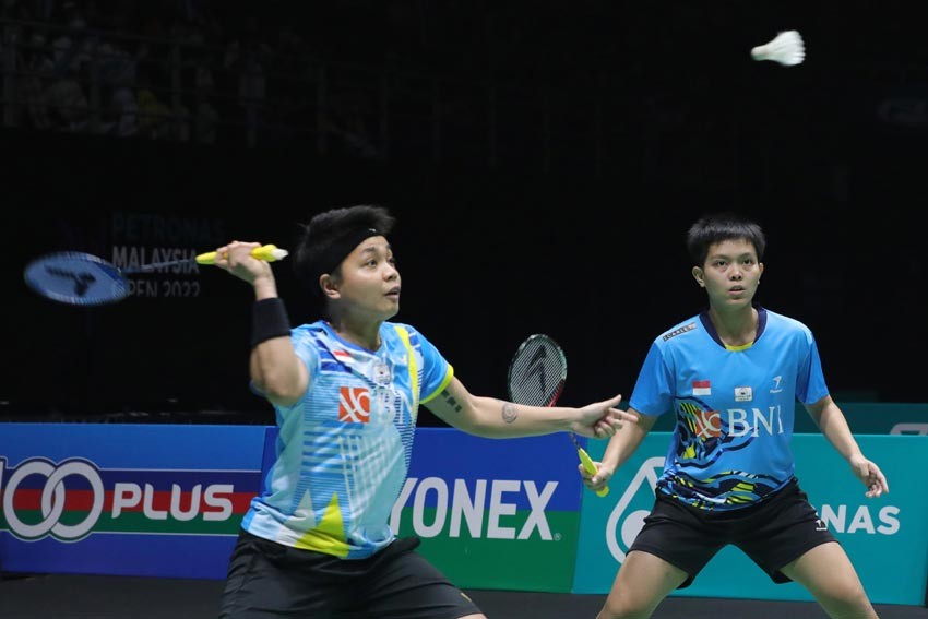 Apriyani/Fadia ke Semifinal Swiss Open 2023 usai Libas Ganda China