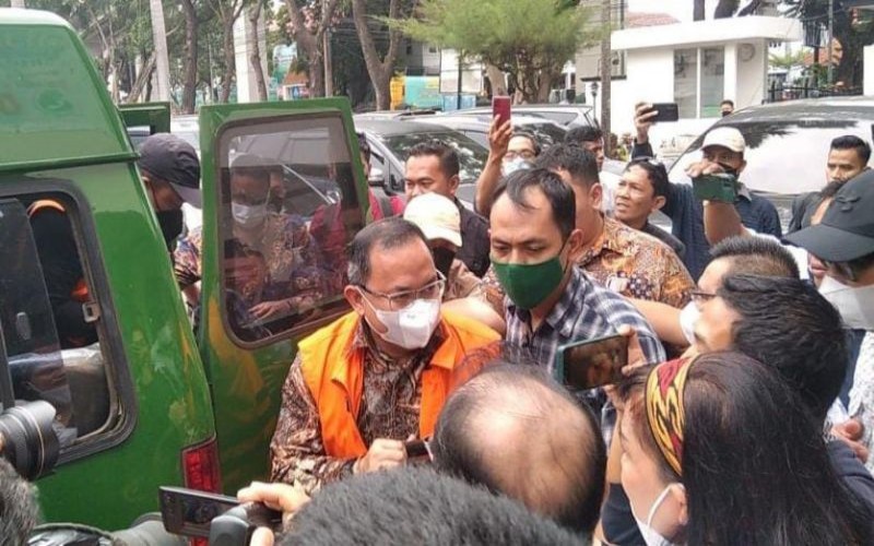 Dodi Reza Divonis 6 Tahun Penjara Kasus Fee Proyek
