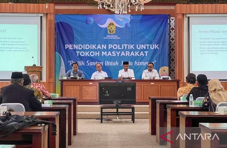 Kesbangpol Kota Yogyakarta Edukasi Politik Pengurus Kampung Menuju Sukses Pemilu 2024