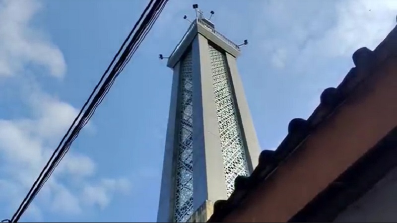Pria di Kediri Tewas Jatuh dari Atas Menara Masjid, Kondisinya Mengenaskan  