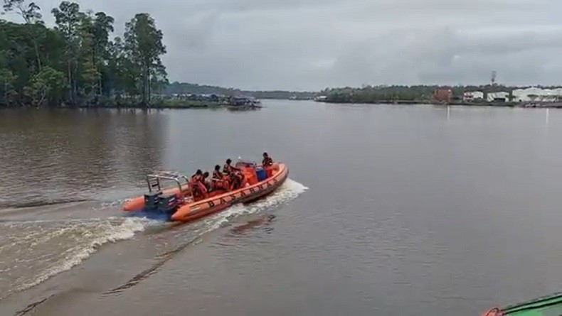 Perahu Motor Hilang Kontak di Perairan Kepulauan Yapen, 7 Penumpang Hilang