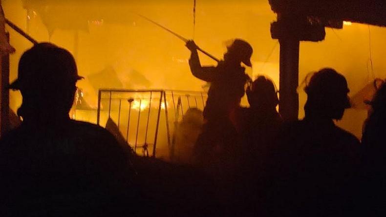 Kebakaran di Aceh Besar, 5 Rumah dan 1 Ruko Dilalap Si Jago Merah