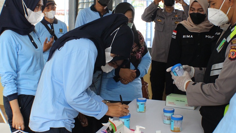 Petugas Lapas Kelas IIB Indramayu Mendadak Dites Urine, Ini Hasilnya