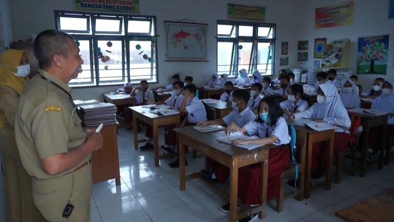 PTM 100 Persen saat Tahun Ajaran Baru Disambut Antusias Siswa di Boyolali