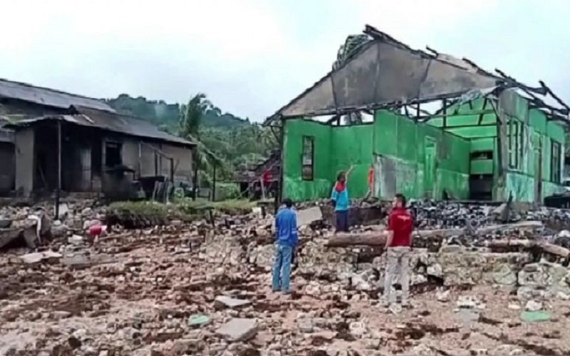 Abrasi di Kepulauan Tanimbar Rusak Belasan Rumah Warga