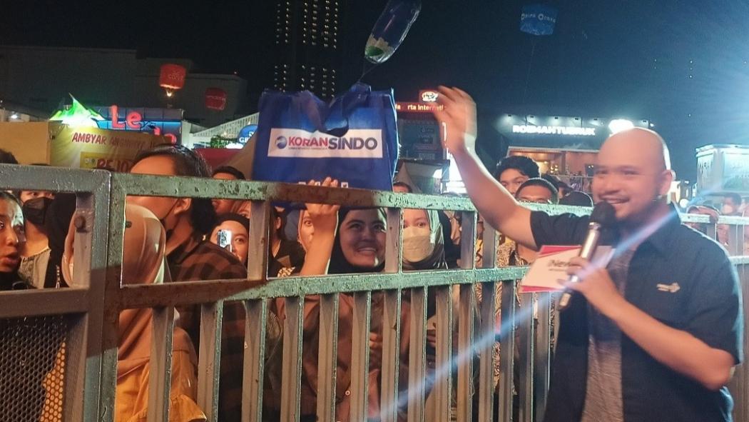 MNC Portal Bagi-Bagi Hadiah ke Penonton Konser di PRJ 2022