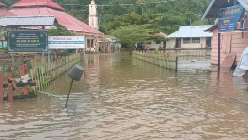 Bupati Kepulauan Sula Tetapkan Status Darurat Banjir hingga 21 Juli Mendatang