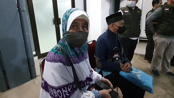 Buah Kesabaran Jemaah Haji 8 Tahun Menunggu: Ibadahnya Lancar dan Menyenangkan
