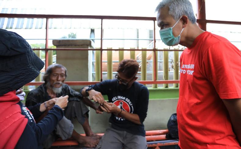 Ganjar Rayu ODGJ : Dipotong Dulu Rambutnya Biar Ganteng, Kan Mau Ketemu Notaris