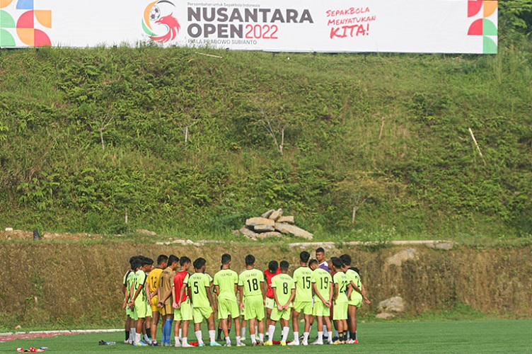 Nusantara Open 2022 Gelar Football Camp, Ian Gillan: Di Sini Tempatnya Regenerasi Pemain