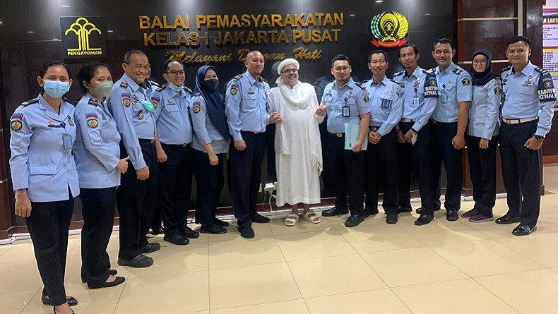 Habib Rizieq Shihab Bebas Bersyarat Hari Ini