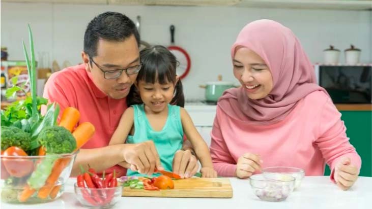 Disebut Bisa Cegah Gizi Buruk, Ini Nutrisi dan Makanan yang Harus Dikonsumsi