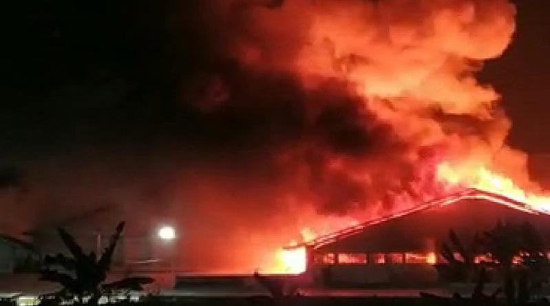 Pabrik Pengolahan Pupuk di Mranggen Demak Terbakar, Sempat Terdengar Ledakan
