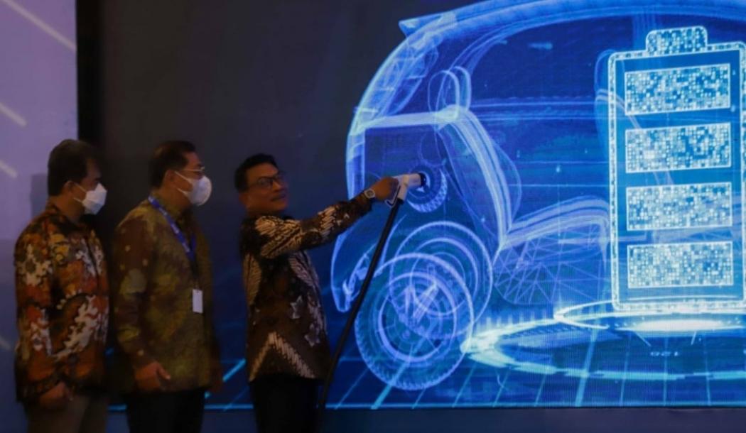 Pameran PEVS 2022 Dibuka, Moeldoko: Jangan Takut Tersetrum Kendaraan Listrik Aman