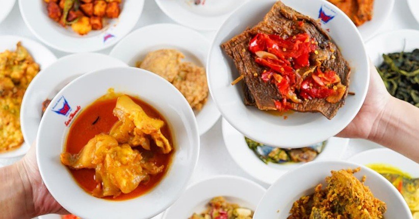  Ternyata Ini Alasan Masakan Padang Pedas dan Bersantan