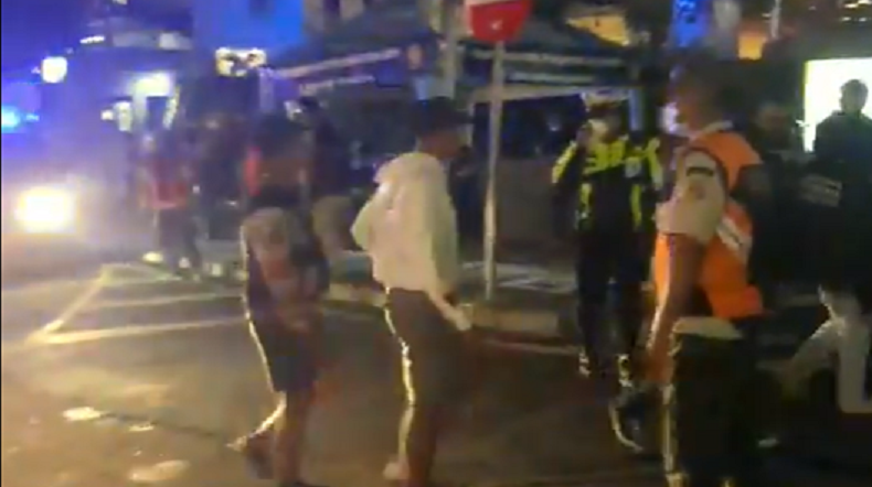 Masih Ramai Jelang Tengah Malam, Polisi Bubarkan Kerumunan Citayam Fashion Week
