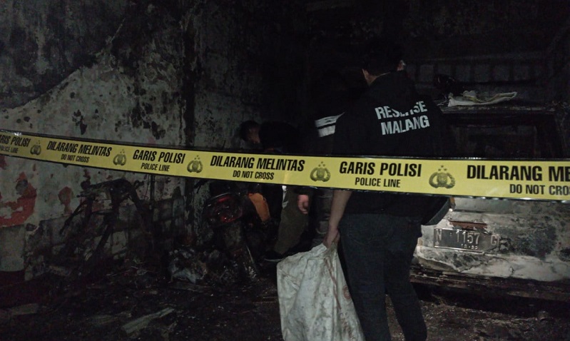 Rumah Sekaligus Kios Bensin di Malang Terbakar Hebat, Ibu dan 2 Anak Jadi Korban 