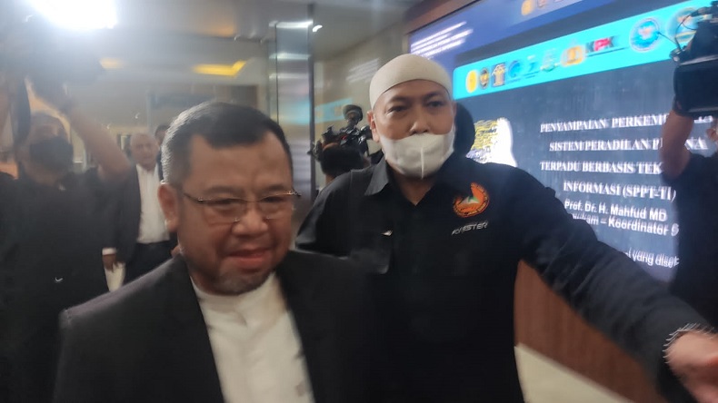 Datangi Bareskrim, Pendiri ACT Ahyudin Penuhi Panggilan sebagai Tersangka