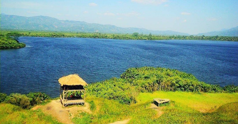 Pesona Danau Suoh Miliki Air yang Jernih, Berwarna Biru Pekat saat Dilihat dari Jauh
