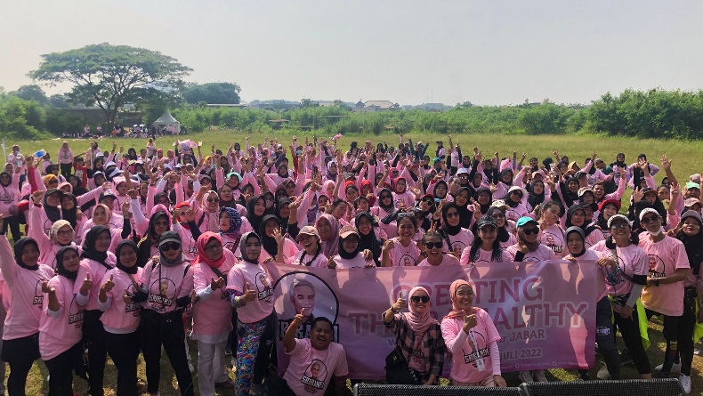 1.000 Perempuan Milenial Karawang Komitmen Dukung Gerakan Ganjar Presiden 2024