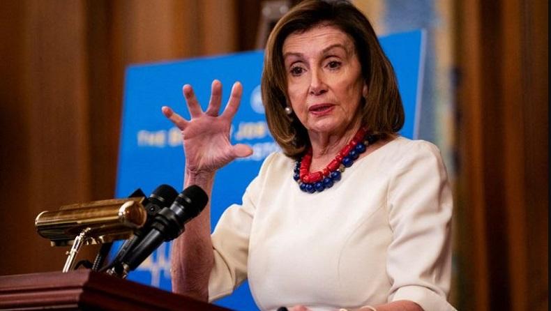 Wall Street Ditutup Anjlok Imbas Kunjungan Ketua DPR AS Nancy Pelosi ke Taiwan  