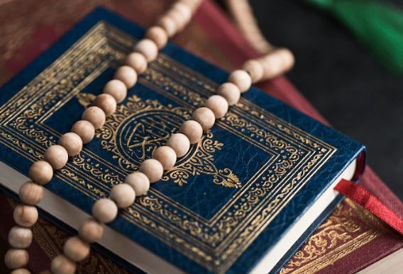 Surat Yasin Lengkap dan Tahlil: Arab, Latin, Arti, dan Urutannya