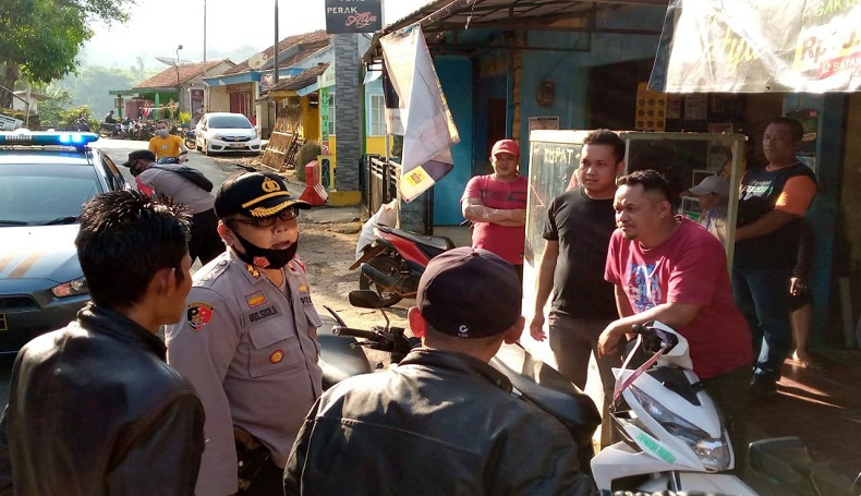 Diserempet lalu Dikeroyok OTK, Warga Sumedang Luka Robek Disabet Senjata Tajam