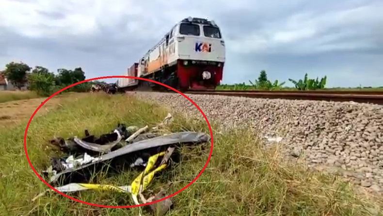4 Korban Mobil Tertabrak Kereta Pulang dari Acara Haul di Buntet Pesantren Cirebon 