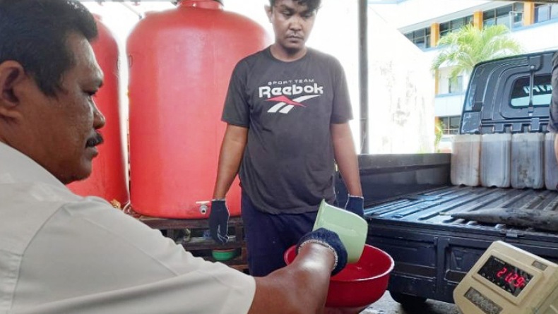 Stok Minyak Goreng di Sulut Cukup hingga Februari 2023