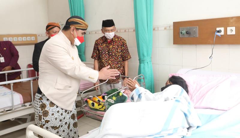  Dapat Laporan ODHA Asal Jabar Hendak Melahirkan, Begini Respons Gus Yasin