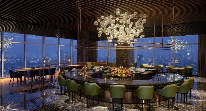 Telah Hadir The Bar: Exclusive Bar yang Tawarkan View Terbaik Kota Jakarta Lengkap dengan Alunan Piano & Koktail