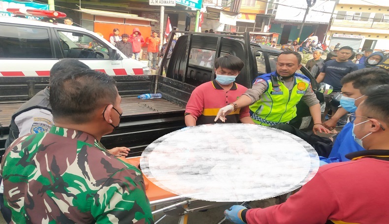 Lembang KBB Geger, Pria Tua Ditemukan Tewas Bersimbah Darah di Mobil