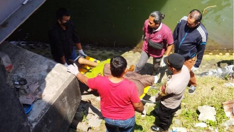 Padang Gempar, Mayat Tanpa Identitas Ditemukan di Bawah Jembatan Basko