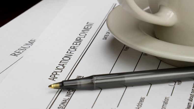 Contoh Surat Lamaran Kerja Tulis Tangan dan Tips Menulisnya