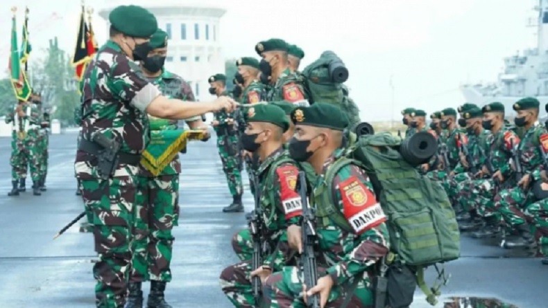 Pangdivif 2 Kostrad Berangkatkan Prajurit Yonif Raider 514 serta Yonarmed 1 ke Papua dan Maluku